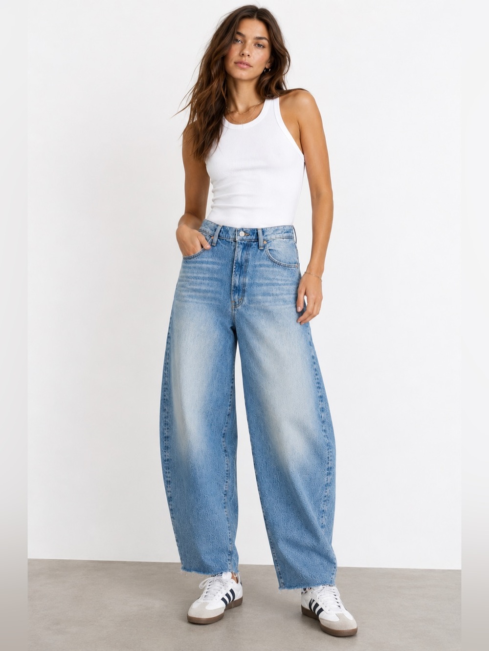 MOTHER The Fangirl Hover Fray Jeans Sz 31 Superior Barrel Leg High Rise Raw Hem